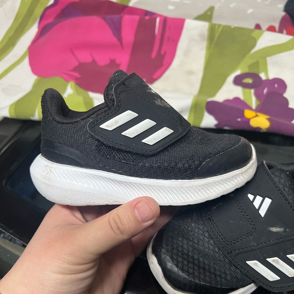 Runfalcon 3.0 hook and loop shoes
